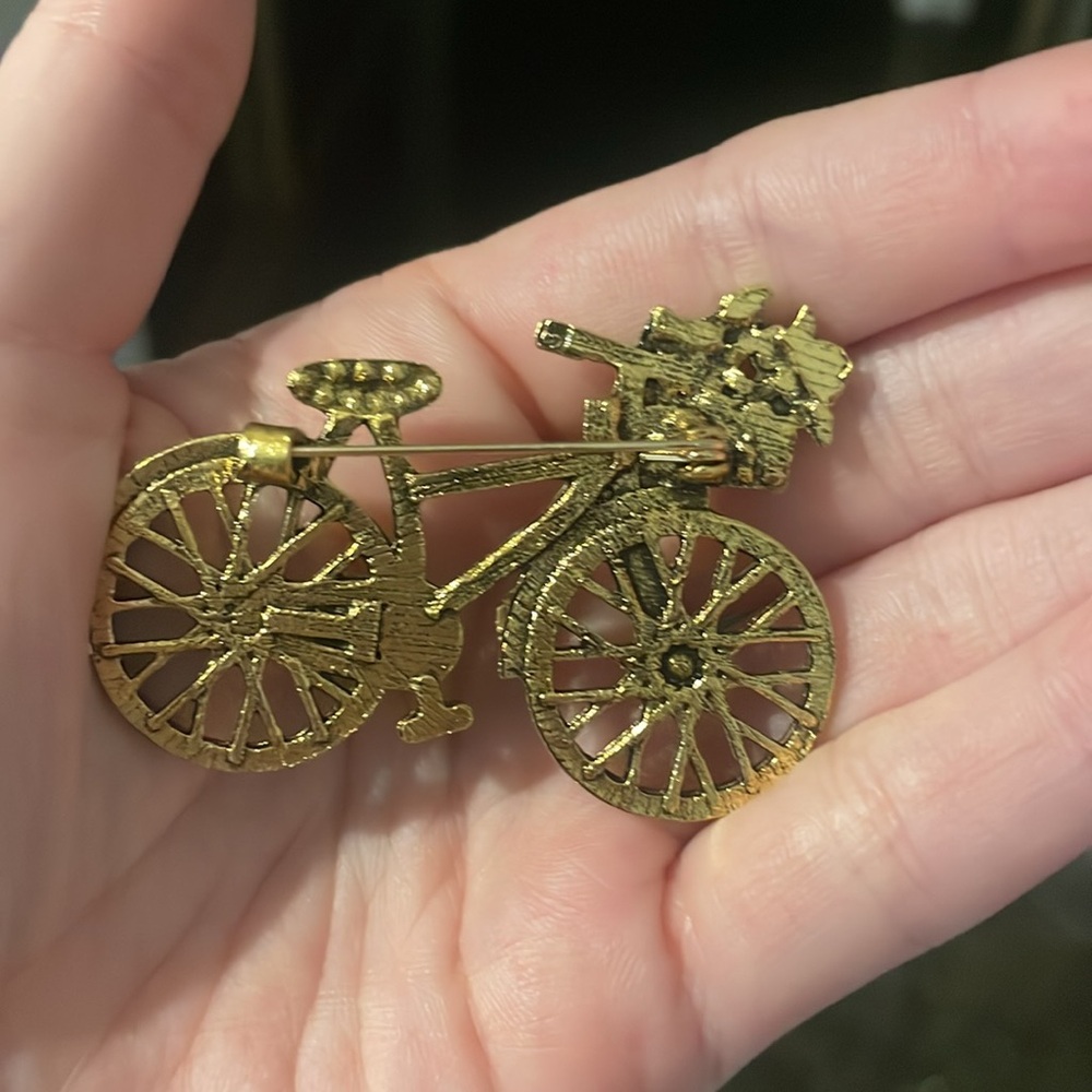Bicycle Brooch - Picture 4 of 4